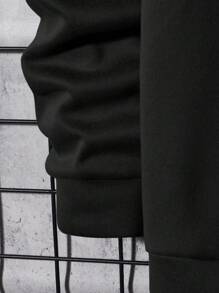 RueChic Men Lion Printed Regular Crew Neck Sweatshirt - Black - View 4