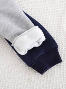 Cozy Pixies 2 件套年轻男孩字母图案连帽衫和抽绳运动裤 - 藍色 - 查看 5