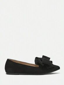 CUCCOO CURVES Women Plus Size Casual Slip-On Flat Shoes With Bow Detail, Black New Year Holiday Valentines - Black - View 4