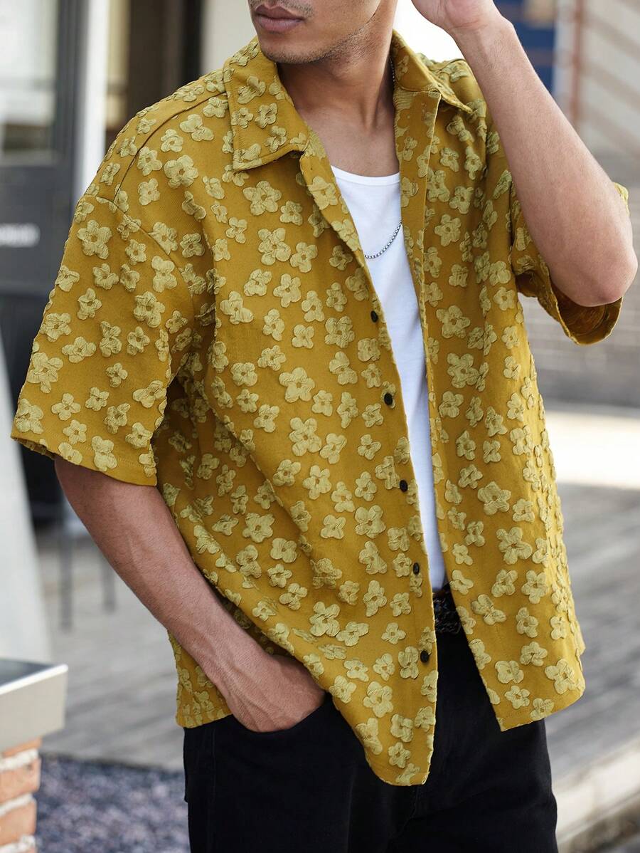 Manfinity Hypemode Summer Men's Oversized Mustard Yellow Woven Dobby Relaxed Fit Casual Short Sleeve Shirt, For Boyfriend Gift, Going Out - Yellow - View 1