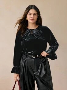 BizChic Blus Beludru Elegan Wanita Ukuran Plus 1 Potong, Cocok untuk Bepergian - Hitam - View 7