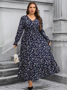 SHEIN Clasi 大码褶皱碎花长袖连衣裙