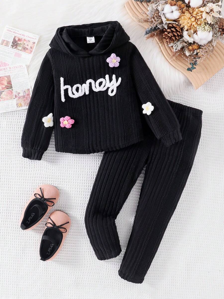 Bộ 2 áo hoodie thêu chữ đan hoa cho bé gái - màu đen - Xem 1