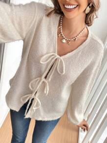 SHEIN Frenchy Women's Solid Color V-Neck Tie Front Long Sleeve Top, Autumn/Winter, Ladies' Oversized Solid Color Knotted Open Front Top, Commute, Minimalist, Office Wear, Old Money, Simple, Women's Tie Front Belt Solid Color Top, Can Be Worn Over A T-Shirt, Oversized Cute Top, We Recommend Buying One Size Smaller! Super Warm And Soft!