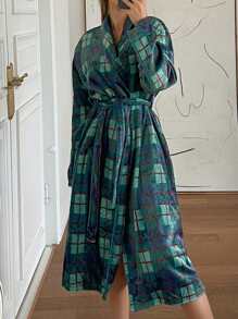 DAZY Women Casual Winter Flannel Plaid Pattern Robe Pajama - Green - View 3