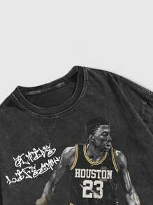 ROMWE MEN Street Life Men's Portrait Printed Crinkle Short Sleeve Basketball Jersey Style T-Shirt, Suitable For Daily Wear In Spring And Summer, School - Black - View 4