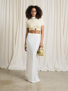 AiiRZ 蓬松针织高领短袖收腰饰边短款上衣 - 杏色 - 查看 3