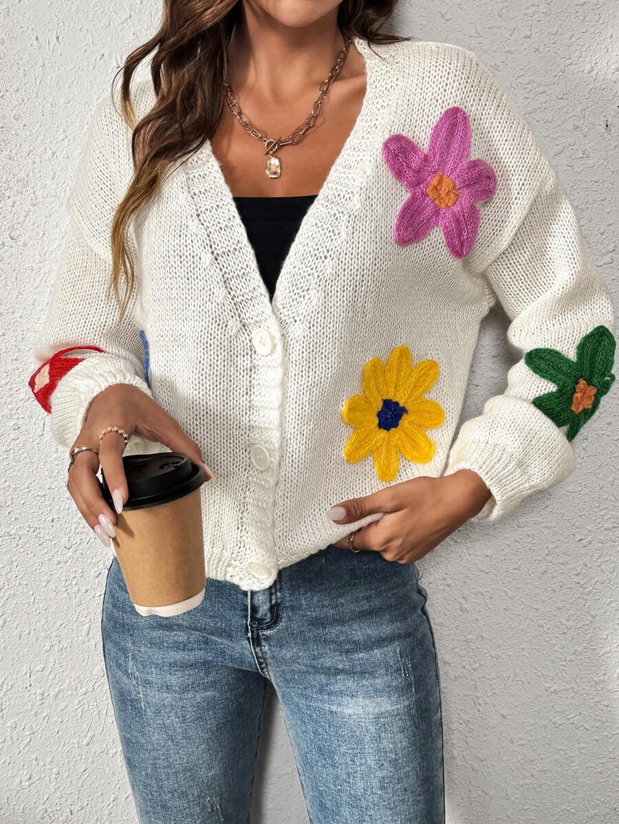 Chiquease 休闲日常花卉图案纽扣前落肩宽松开衫，秋冬 - 白色 - 查看 1