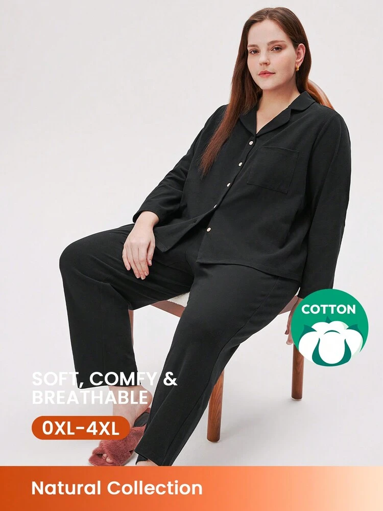 Ensemble de pyjama long pour femme en coton doux de base noir avec polaire fine et boutons. Ensemble de détente pour femmes. Pyjamas en coton.
