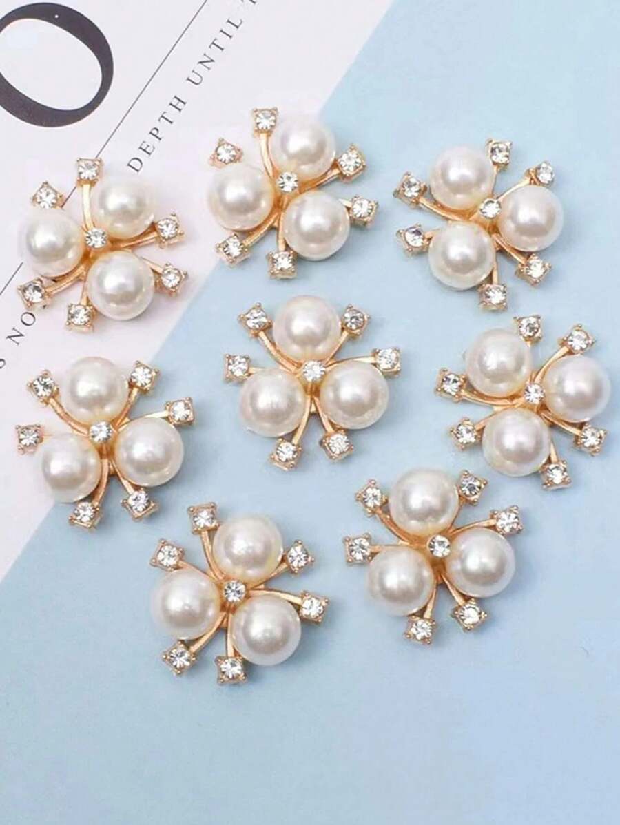 10pcs Faux Pearl Flower Shaped Rhinestone Buttons, Sparkling Crystal Hairpins DIY Handmade Crafts,White DIY Sewing Pendant, Minimalist Flower Shaped DIY Sewing, Decoration Clothes ,Sewing Accessory Christmas For Holiday Gift Giving - Gold - View 1