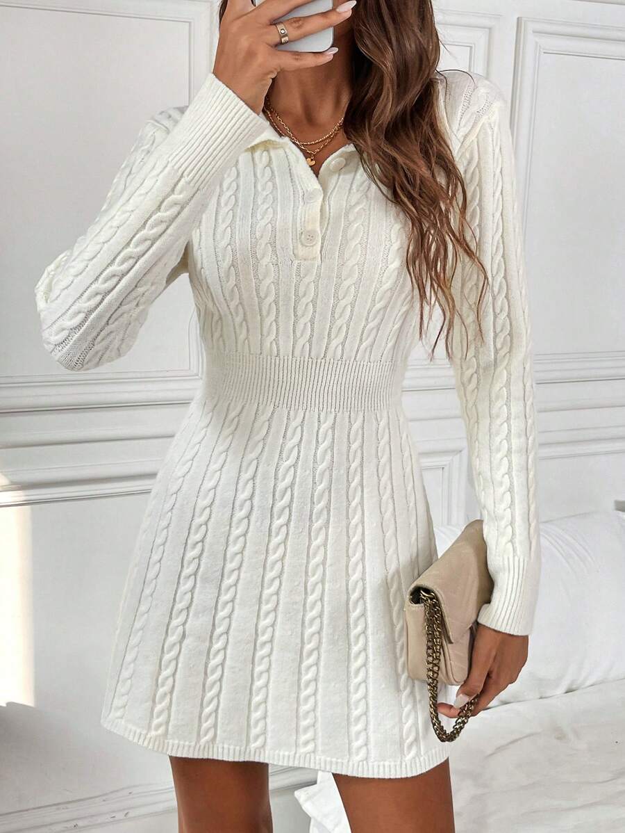 Chiquease 女式束腰高领 A 字形针织连衣裙 - 米色 - 查看 1