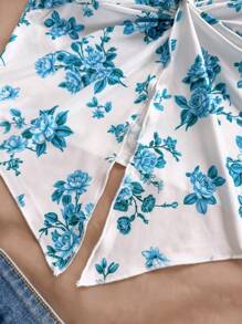Soleia Blusa de gasa cómoda con estampado floral azul y blanco, corte halter y abertura frontal, adecuada para té de la tarde, temporada de graduación, y como capa para el invierno
