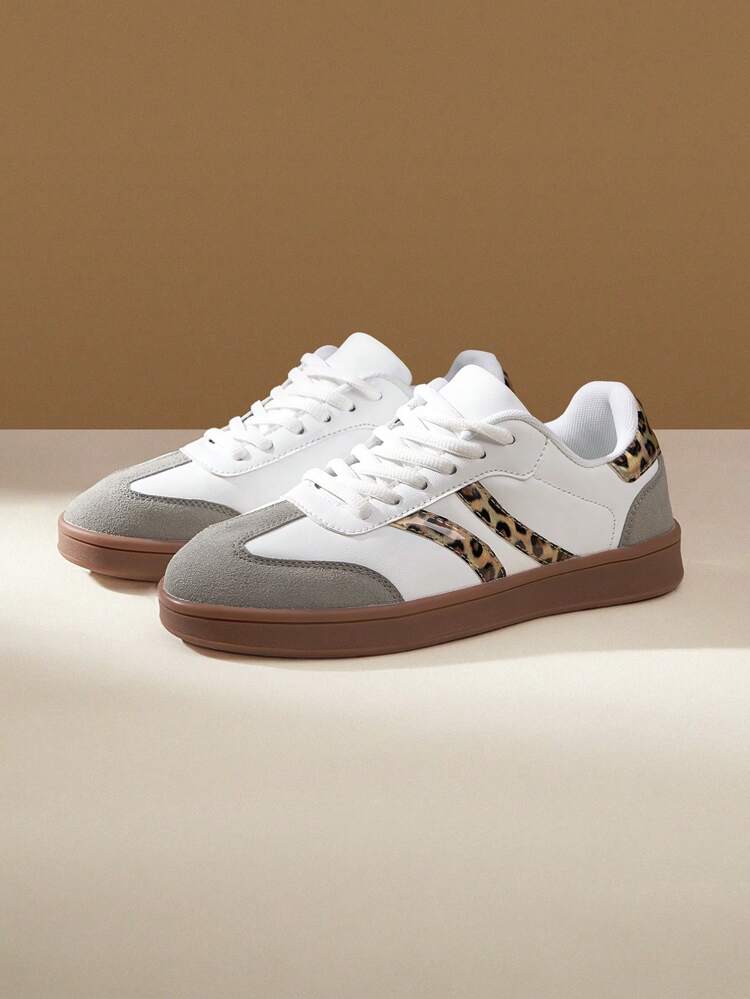 CUCCOO EASI 女性 カジュアルスケートシューズ、ラウンドトゥ、滑り止め、消臭、スポーツシューズ、軽量、柔らかい底、多用途、快適なランニングシューズ、日常的な歩行シューズ