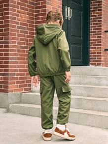 SHEIN 2 件 Tween Boy 休闲保暖内衬绿色连帽衫和宽松工装裤套装，秋冬 - 軍綠色 - 查看 2