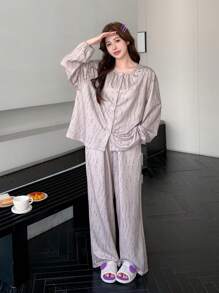 DAZY 女士纹理扎染印花褶皱设计长袖上衣和裤子宽松睡衣套装 - 灰色 - 查看 5