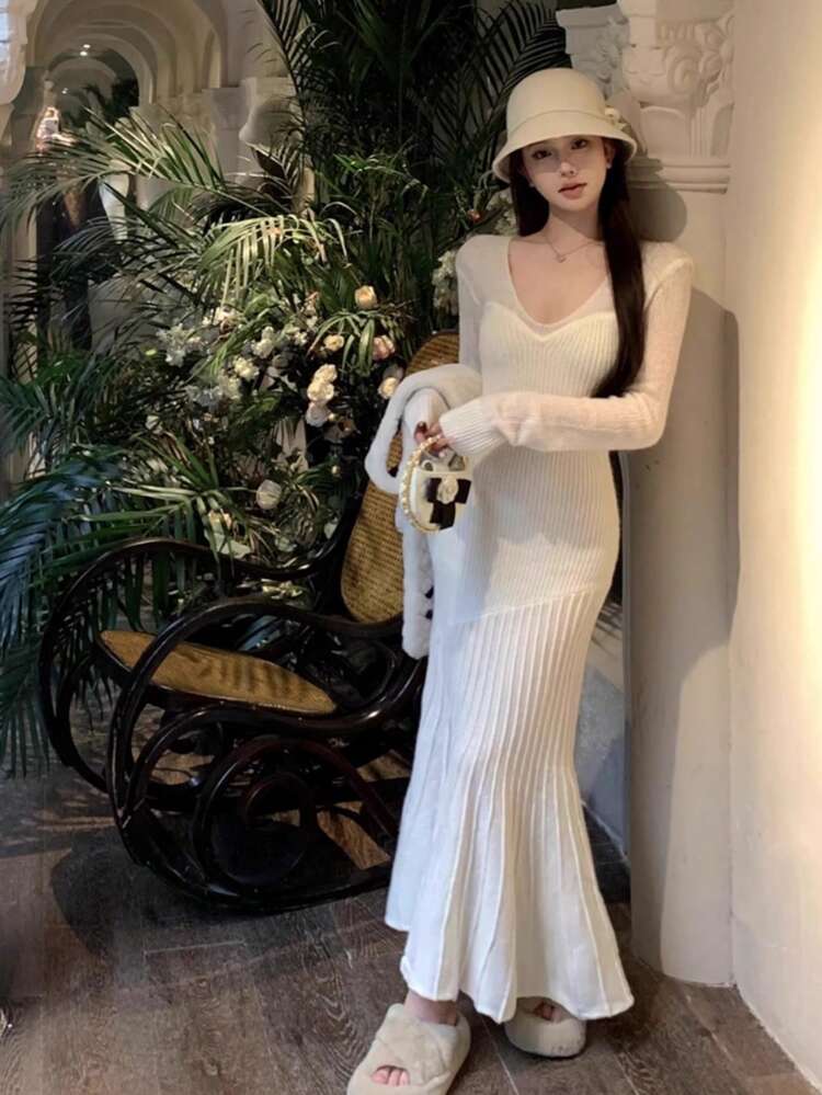 Women's Solid Color V-Neck Long Sleeve Fitted Elegant Sweater Dress, Autumn/Winter