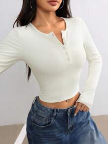 Flirla Áo thun bó sát cổ tròn tay dài vải Sherpa màu be - Màu be - Xem 3