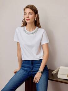 MOTF PREMIUM RHINESTONE DETAIL SHORT SLEEVE TEE - White - View 9