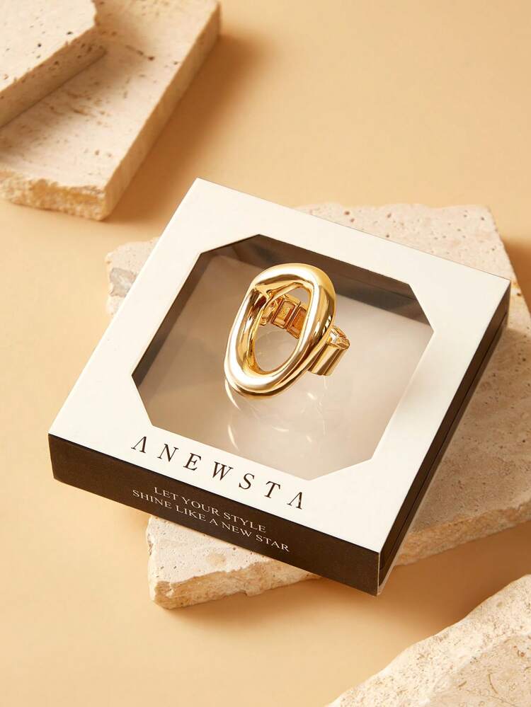 Asymmetrical Hollow Out Reflective Statement Ring, European And American Style