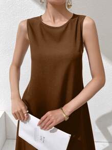 Al Najma 女士纯色圆领无袖长款休闲阿拉伯风格连衣裙 - 彩色 - 查看 10