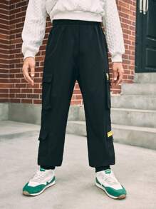 SHEIN Tween Boy Pantaloni cargo decorati cu chingi cu mai multe buzunare la modă - Negru - Vizualizare 5