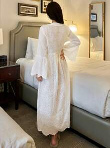 DAZY Bộ đồ ngủ dáng rộng thêu khoét rỗng phong cách Boho, dành cho mùa thu đông - trắng - Xem 2