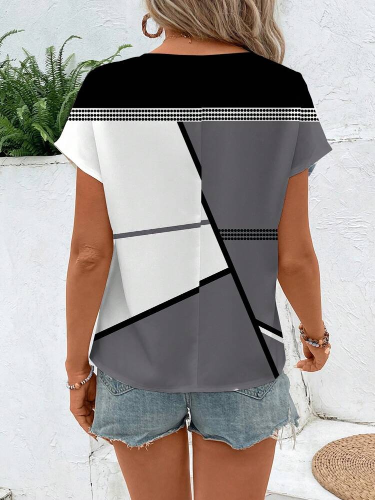 Casual Minimalist Geometric Patchwork Loose Fit Short Sleeve Round Neck Ladies' Shirt, Suitable For Summer Chic Blouses For Women,Casual