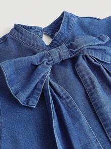 SHEIN Blue Denim Butterfly Detail Stand Collar Gigot Sleeve Blouse For Teen Girls