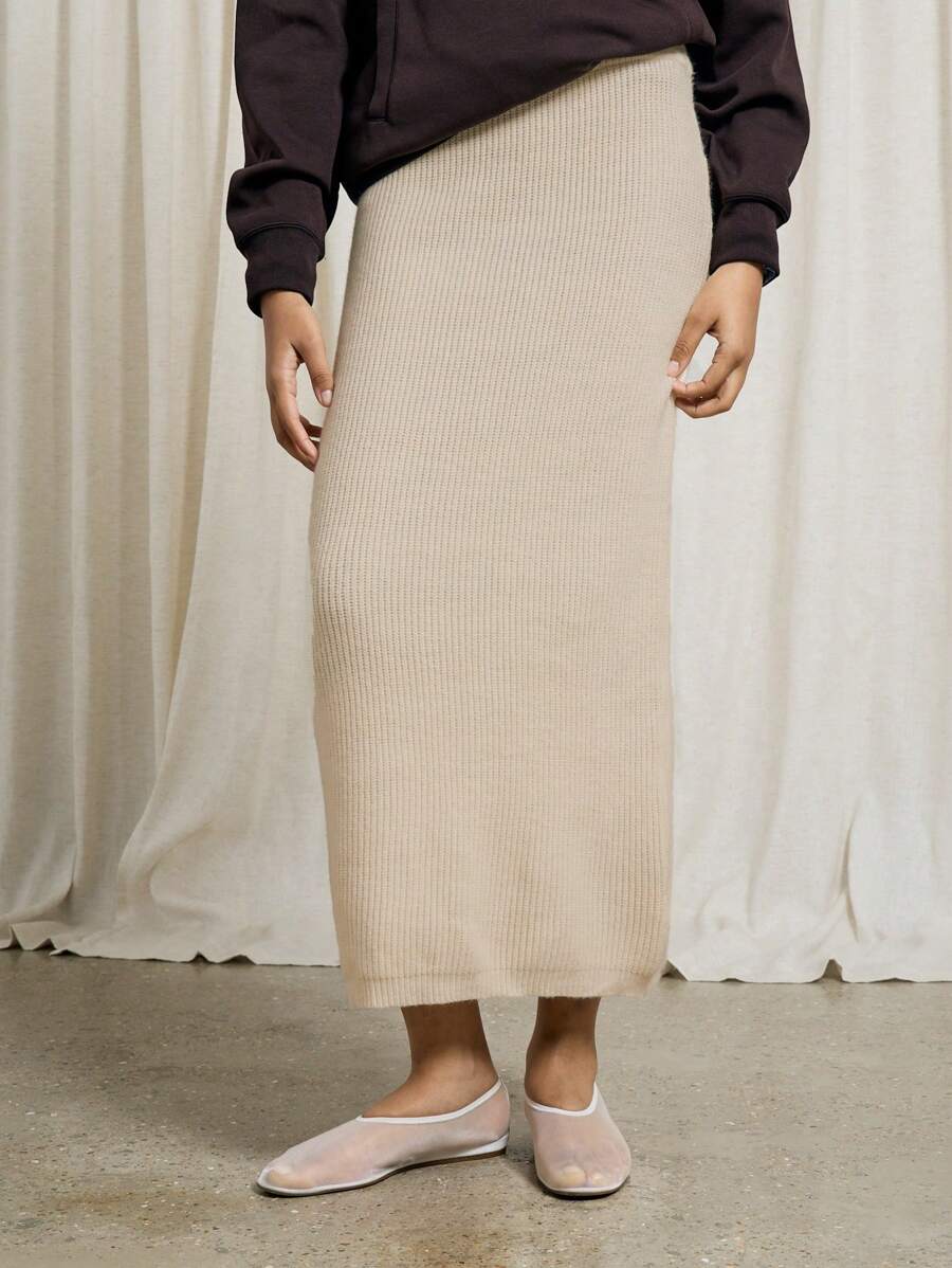 AiiRZ Ribbed Knit Maxi Skirt Fall Winter Casual Professional Office Minimalist Long Sweater Skirt Warm Cozy Lounge Wear Autumn Knitwear - Apricot - View 1