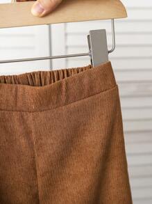 SHEIN Vintaside Kids 2pcs/Set Young Girl Ditsy Floral Frill Mock Neck Ruffle Sleeve Pleated Shirt & Corduroy Wide Leg Loose Pants Set