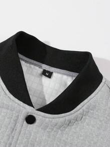 Manfinity Homme 1 Stück Herren einfarbige Kapuzenjacke mit Buchstaben-Applikation, Knopfverschluss, lässig, Langarm, Herren Jacke, Herbst- und Winterkleidung, Winterjacke für Herren, graue Jacke, Jacquard-Gewebe, Freundin-Geschenke