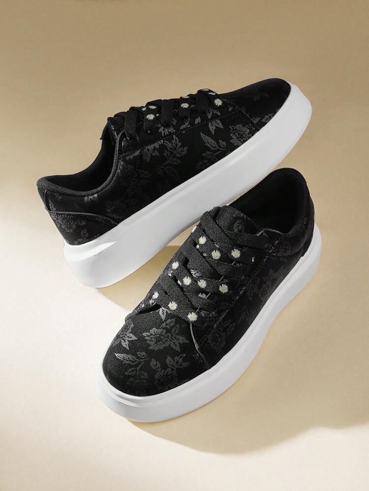CUCCOO EASI Black Skateboard Shoes For Women - Casual, Lightweight, Comfortable, Suitable For Outdoor, Commuting, Party And Holiday Wear, Low Heel Flat Design Trainers