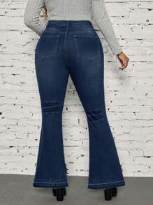 SHEIN LUNE 大码前扣口袋休闲喇叭牛仔裤，日常穿着