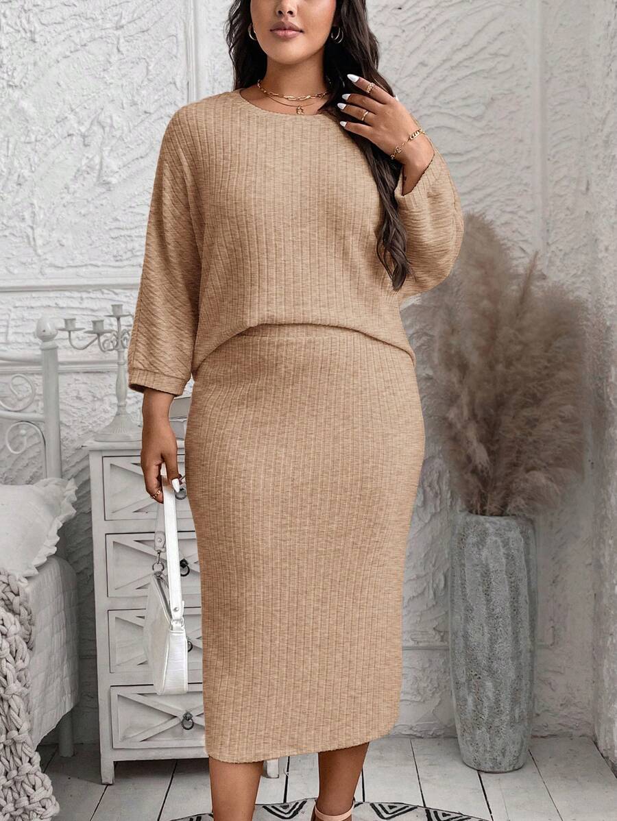 SHEIN LUNE Plus Size 2pcs/Set Women's Plus Size Casual Bat Wing Ribbed Crop Top And Mini Skirt Outfit Winter Clothes - Khaki - View 1