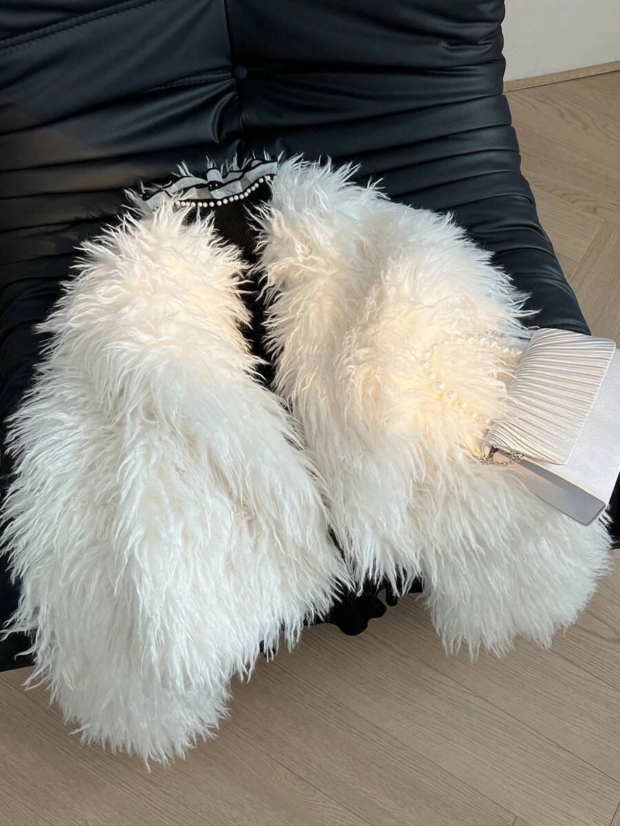 SHEIN Privé Plus Size Women Winter Warm Fluffy Coat, Suitable For Gatherings - White - View 1