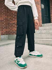 SHEIN Tween Boy Pantaloni cargo decorati cu chingi cu mai multe buzunare la modă - Negru - Vizualizare 3