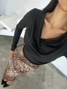 SHEIN Privé V-Neck Ribbed Knit Pink Top/Tee & Leopard Print Maxi Skirt, Autumn/Winter - Multicolor - View 4