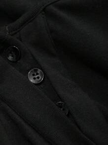 DAZY Vestido de punto ajustado con diseño minimalista de botones falsos como vestido de estar en casa