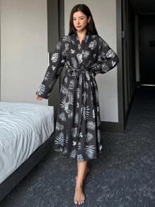 DAZY Leaf Print Full Pattern Turndown Collar Loose Bathrobe Pajama - Black - View 5