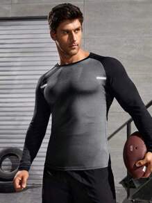 Manfinity Sport Corelite 撞色圆领男友风男式长袖运动 T 恤 - 淺灰色 - 查看 1
