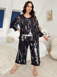 Conjunto de pijama de talla grande para mujer con top con cuello en V y estampado de teñido anudado, y pantalones anchos de pierna ancha