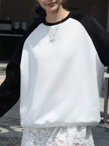 INAWLY Áo nỉ cổ tròn tay raglan in họa tiết nhện cỡ lớn cho nữ mặc thường ngày vào mùa thu/đông - trắng - Xem 4