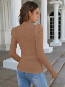 SHEIN Frenchy 1 件休闲纯色镂空刺绣羊腿袖修身 T 恤，秋季 - 棕色 - 查看 2