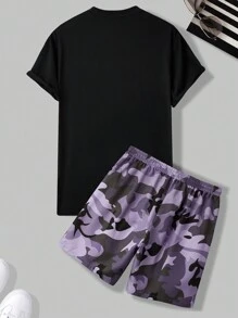 Manfinity Homme Áo thun tay ngắn cổ tròn in chữ cỡ lớn cho nam và quần short in họa tiết rằn ri có dây rút, bộ đồ thường ngày - Nhiều màu - Xem 2