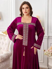 Al Najma Váy Maxi Abaya Tay Dài Tua Rua Sang Trọng Cỡ Lớn Màu Đỏ Nhung Burgundy Cho Nữ - Màu Đỏ Sâu - Xem 1