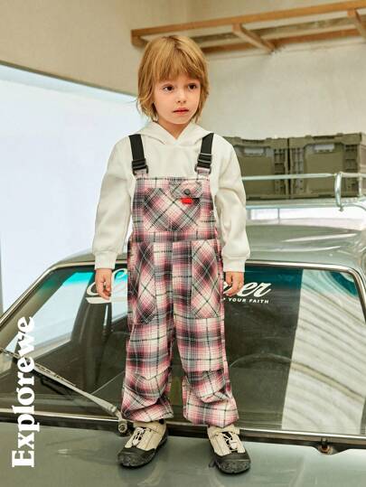 SHEIN Young Boy Wide Strap Button Pocket Simple Casual Jumpsuit