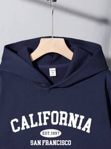 SHEIN Leap Crew 青少年男童休闲印花保暖连帽衫，深灰色和绿色，适合秋季、冬季保暖穿着，可用于上学、居家、日常穿着、运动、生日派对、郊游等场合，百搭实用。 - 藏蓝色 - 查看 3