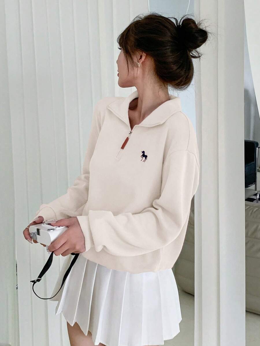 DAZY 刺绣半拉链休闲百搭长袖运动衫、长袖上衣、秋季女装 - 白色 - 查看 1