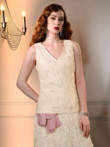 The Great Gatsby x MOTF LACE SOLID V-NECK TANK TOP - Apricot - View 7