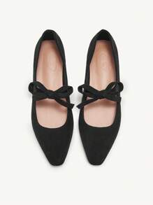 CUCCOO CHICEST 2024春秋新款扣带细节纯色尖头休闲舒适平底鞋新年假期